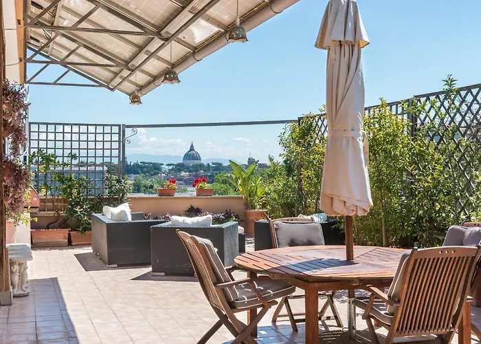 Vatican-metro A Panoramic Penthouse With Jacuzzi Appartamento